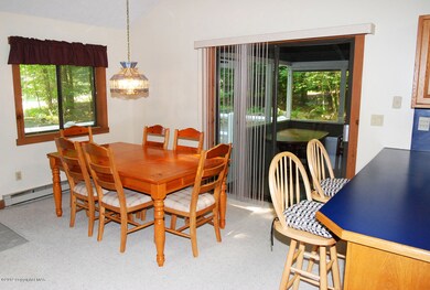 2443 Overlook Ln, Pocono Pines, PA 18350 - photo 2