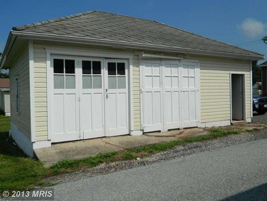 346 E Baltimore St, Taneytown, MD 21787 - photo 3