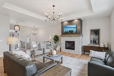 8-web-or-mls-W198N4955 Hickory St-S2410-