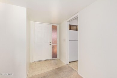 4128 Calypso - 8 - Entry Way