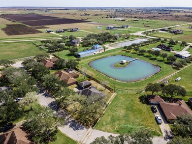 3420 Grennock St, Bay City, TX 77414 - photo 4