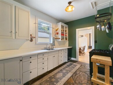 Farmhouse kitchen with lots of storage cabinetry!
