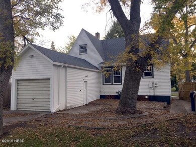 517 N Maple rear