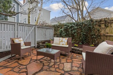 549 Franklin St, Cambridge, MA 02139 - photo 5