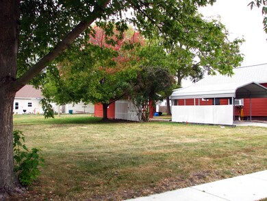 Lot on west is included