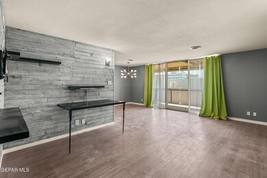 1800 N Stanton Suite 204-3