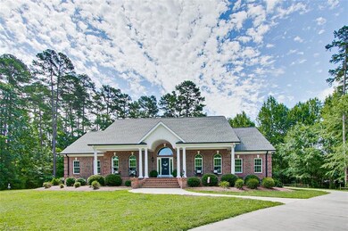 1965 Horse Carriage Ln, Asheboro, NC 27205 - photo 2