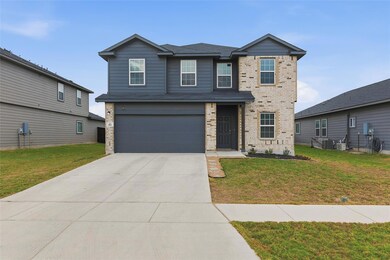 305 Tims Way, Seguin, TX 78155 - photo 3