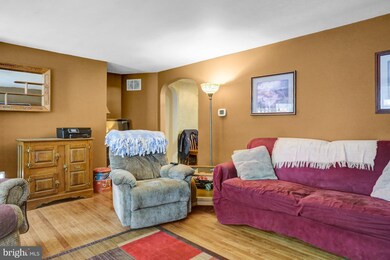 12 Koch Rd, Reading, PA 19605 - photo 6