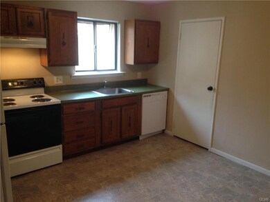 1015 Village Round unit E, Allentown, PA 18106 - photo 2