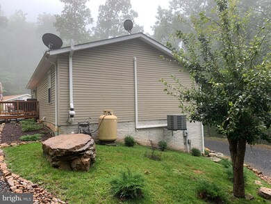 263 Boiling Springs Ct, Gerrardstown, WV 25420 - photo 6