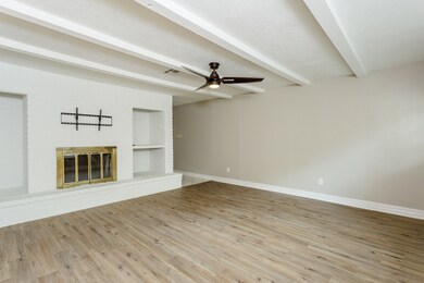 16410 Barcelona Dr, Friendswood, TX 77546 - photo 5