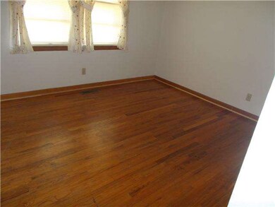 1036 Union St, Shelbyville, TN 37160 - photo 5