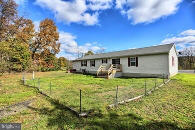 1942 Jericho Rd, New Bloomfield, PA 17068 - photo 2