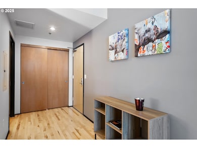 The Elizabeth unit 411, Portland, OR 97209 - photo 5