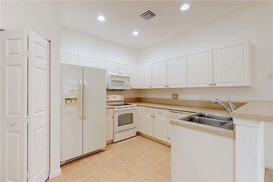 2531 Stockbridge Square SW, Vero Beach, FL 32962 - photo 5