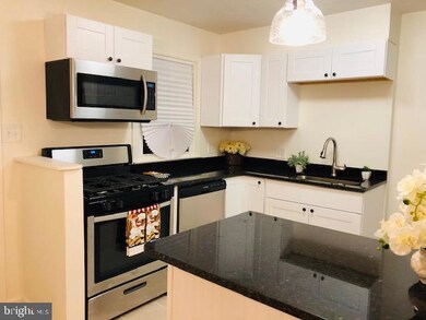 827 Quade St, Oxon Hill, MD 20745 - photo 5