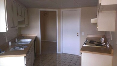 11030 W Topaz Dr, Sun City, AZ 85351 - photo 2