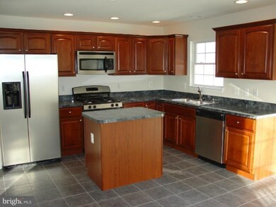 913 George Ave, Essex, MD 21221 - photo 5