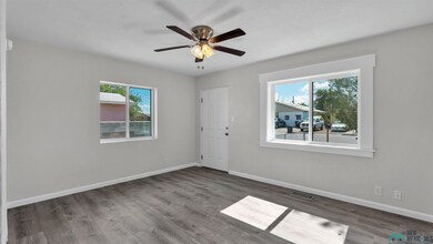 615 Corbett St, Truth Or Consequences, NM 87901 - photo 6