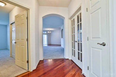 7589 Skyview Cir, Cincinnati, OH 45248 - photo 2