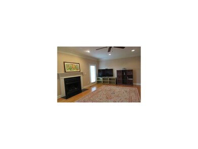 Large Living rm wFP