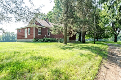 7462 W Martin Rd, Three Oaks, MI 49128 - photo 3