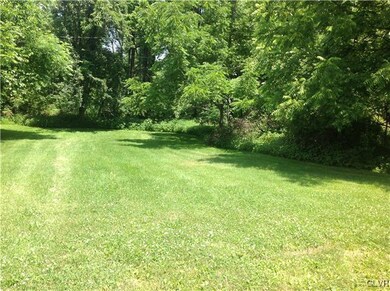 2726 E Beersville Rd, Bath, PA 18014 - photo 3