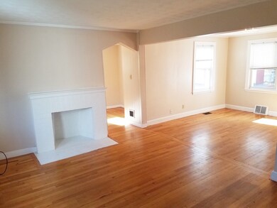 126 Russell Rd unit SF, West Newton, MA 02465 - photo 3