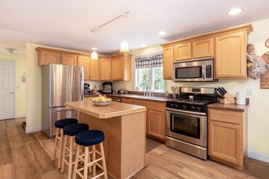 24 Watson Hill Rd, Raymond, NH 03077 - photo 3