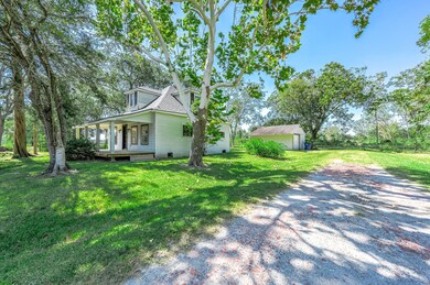 1416 Moller Rd, Alvin, TX 77511 - photo 2