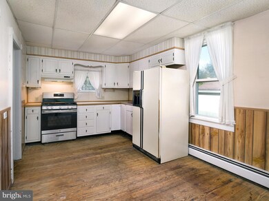 201 Mary St, Downingtown, PA 19335 - photo 6