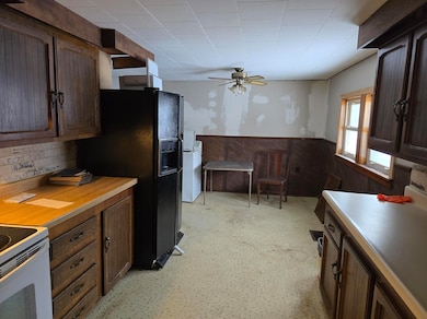 62 W West Main St, Milo, ME 04463 - photo 3