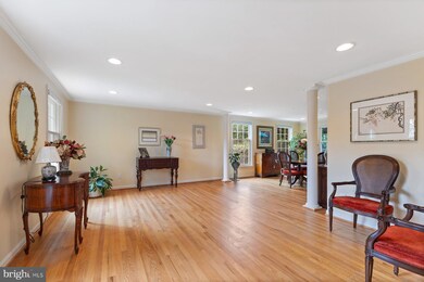 17 Old Creek Ct, Potomac, MD 20854 - photo 7