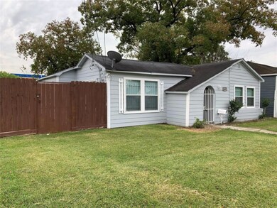 6801 Eastwood St, Houston, TX 77021 - photo 3