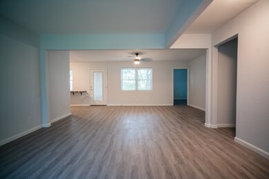 10302 Woodwick St, Houston, TX 77016 - photo 7