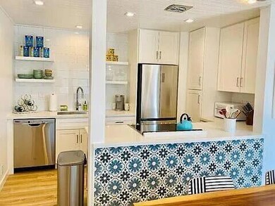 160 Ash Ave unit 3, Carpinteria, CA 93013 - photo 6