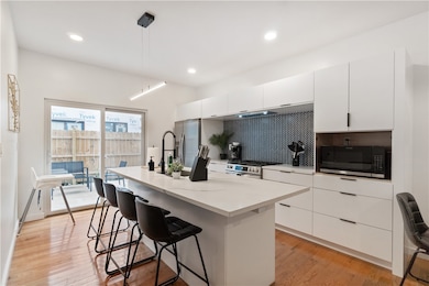 1238 Butterfield Way, Pittsburgh, PA 15212 - photo 7