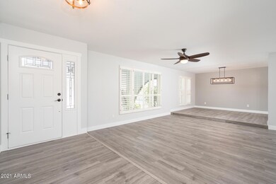04_Living-Room_02