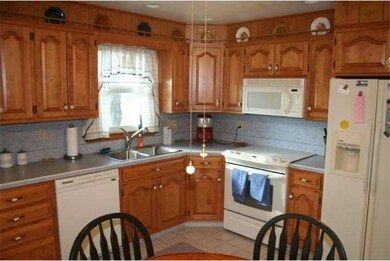 1405 Unionville Rd, Pottstown, PA 19465 - photo 4