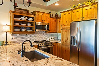 6322ParkLaneNorth-011