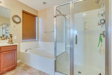Zion Mstr Bath 2