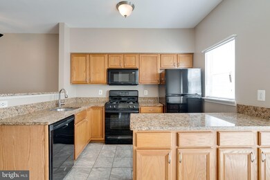 4262 Ashmere Cir, Dumfries, VA 22025 - photo 7