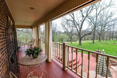 200 Farmbrook Cir, Frankfort, KY 40601 - photo 6