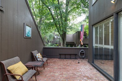 91 Litchfield Ln, Houston, TX 77024 - photo 3