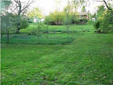 255 Ridgewood Ct, Ionia, MI 48846 - photo 3