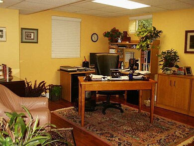 131 Fruit Hill Ave unit 7, North Providence, RI 02911 - photo 3