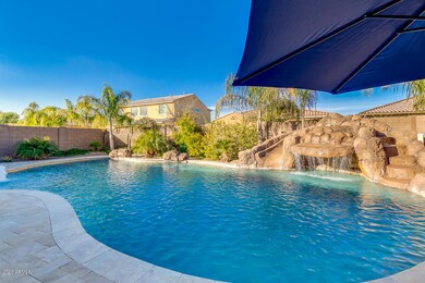 Incredible Huge Pebble-Tec Pool