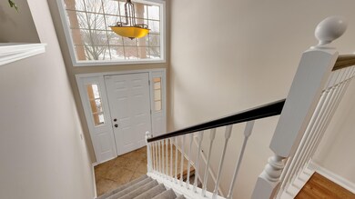 1567 Orchard Cir unit 2502, Naperville, IL 60565 - photo 3