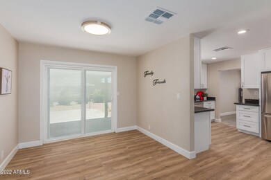 5527 E Dodge St, Mesa, AZ 85205 - photo 7